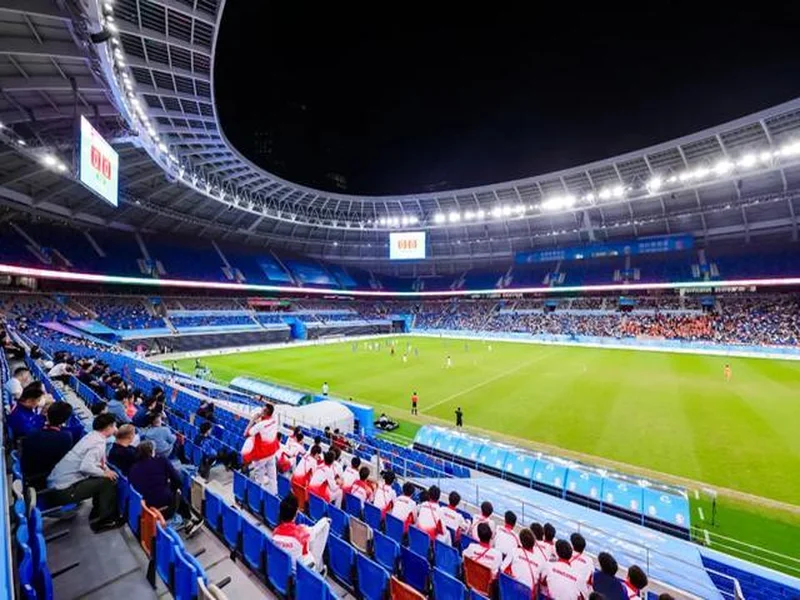 朱艺:辽超总决赛5.5万人,系今年苏超外观众人数最高的业余比赛